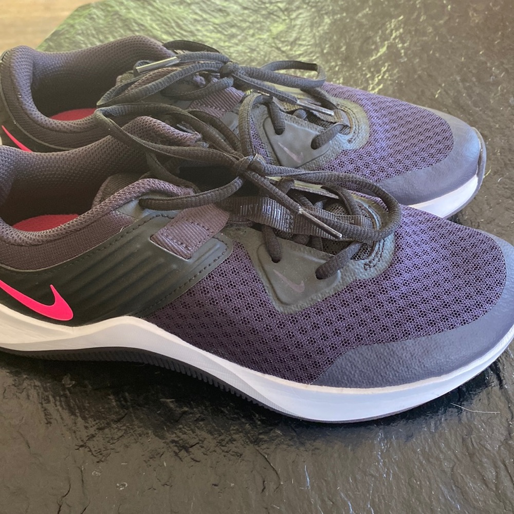 New Nike training shoes size 8
